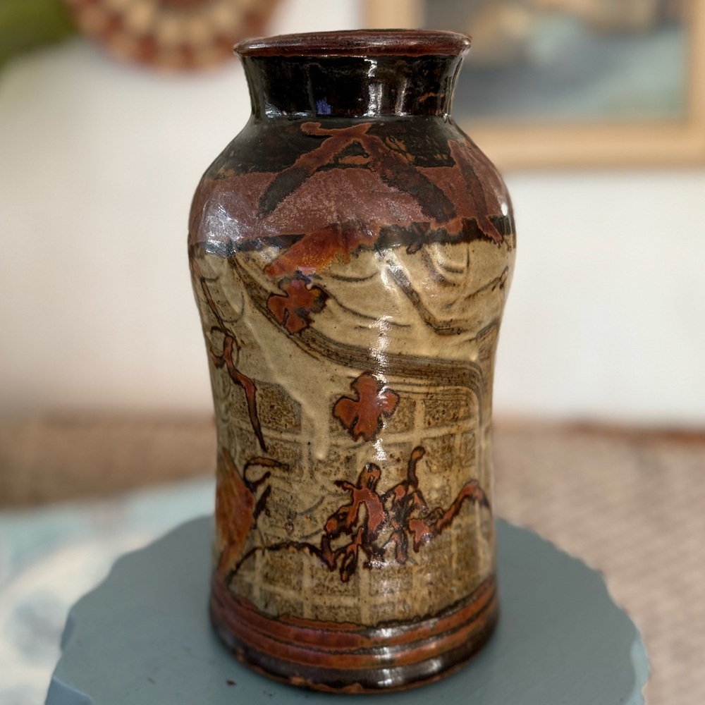 9”Vtg.1960s John Glick Amazing handcrafted pottery vase.Neutral Brown glaze.